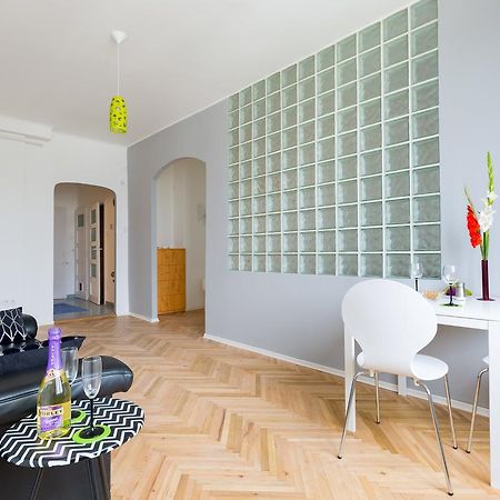 Pamka Place Apartment บูดาเปสต์ ภายนอก รูปภาพ