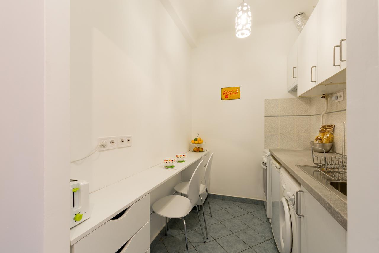 Pamka Place Apartment บูดาเปสต์ ภายนอก รูปภาพ