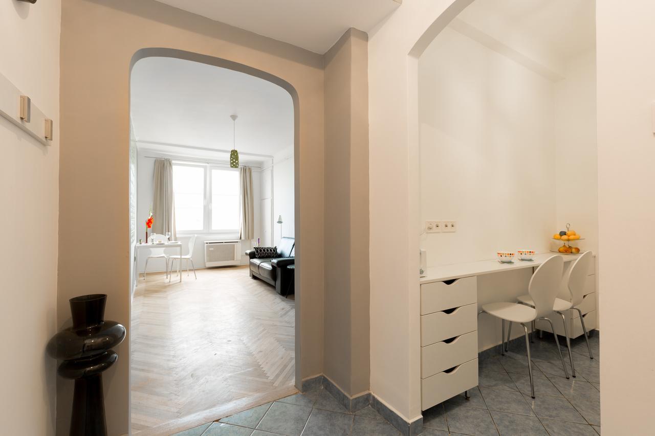 Pamka Place Apartment บูดาเปสต์ ภายนอก รูปภาพ